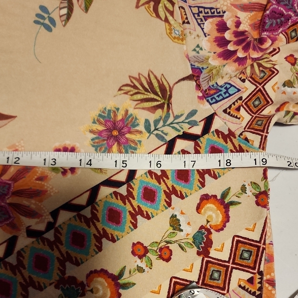 Johnny Was Multicolor Floral Short Sleeve Top - Picture 7 of 9